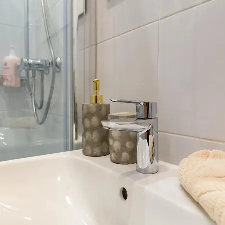 Stella 2-bedroom In The Old Town Apartment Krakow